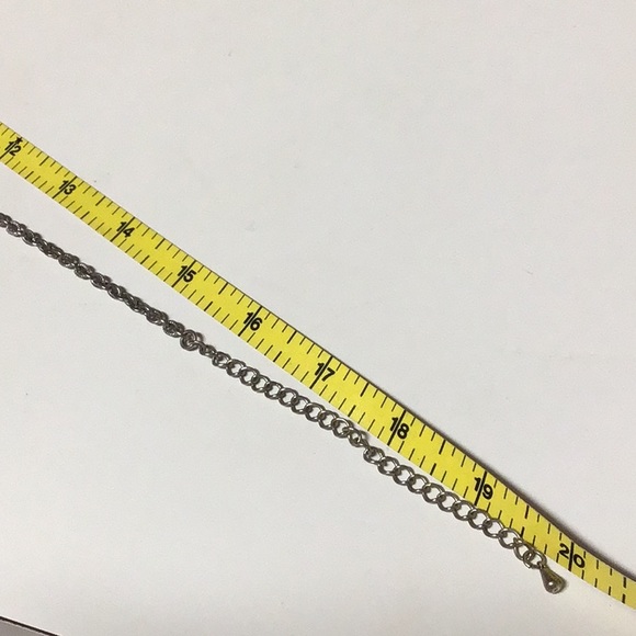 SILVER FLORAL STATEMENT NECKLACE BY PREMIER - Picture 4 of 4